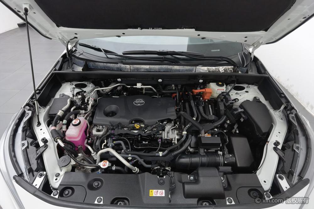 Toyota Wildlander PHEV, фото 5