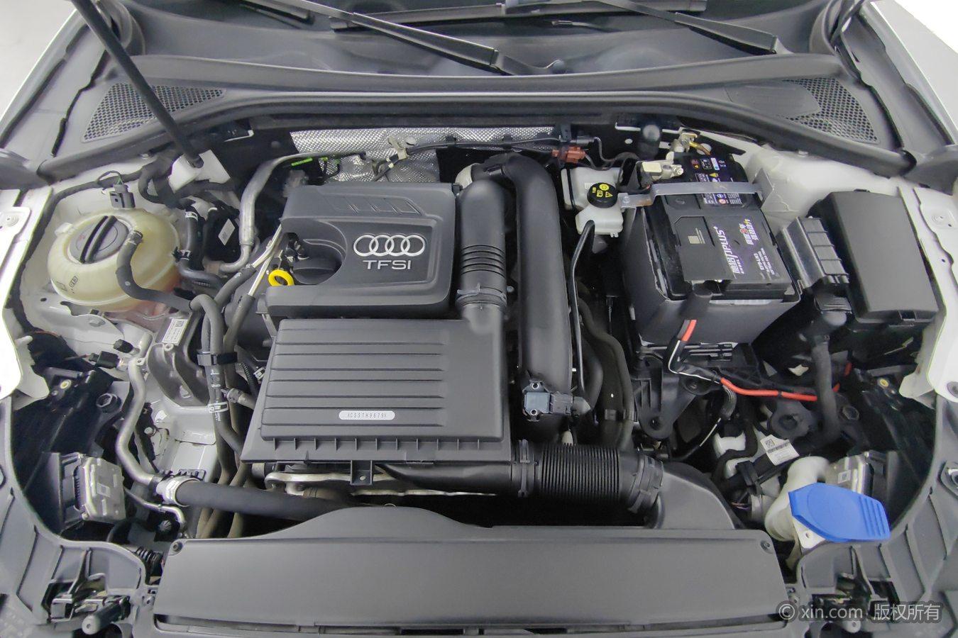 Audi A3 2019 Limousine 35 TFSI Fashion V
