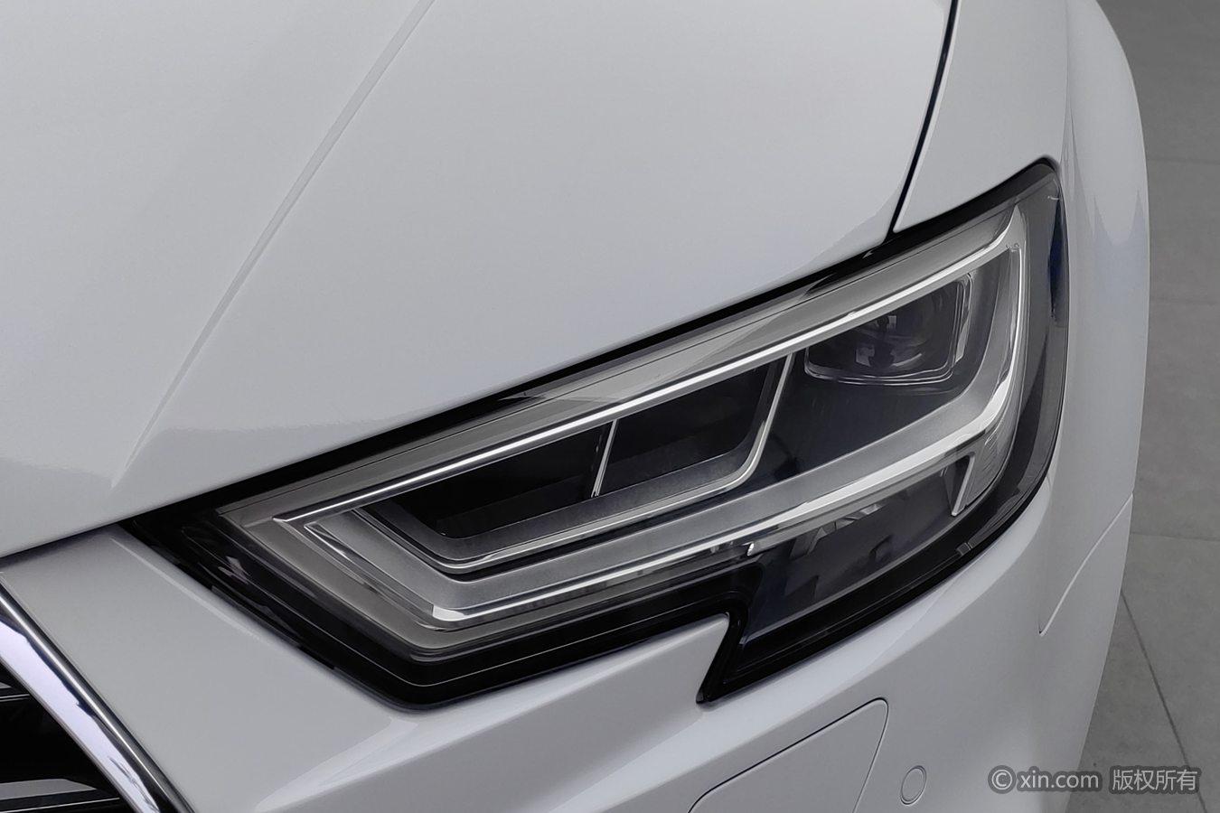 Audi A3 2019 Limousine 35 TFSI Fashion V
