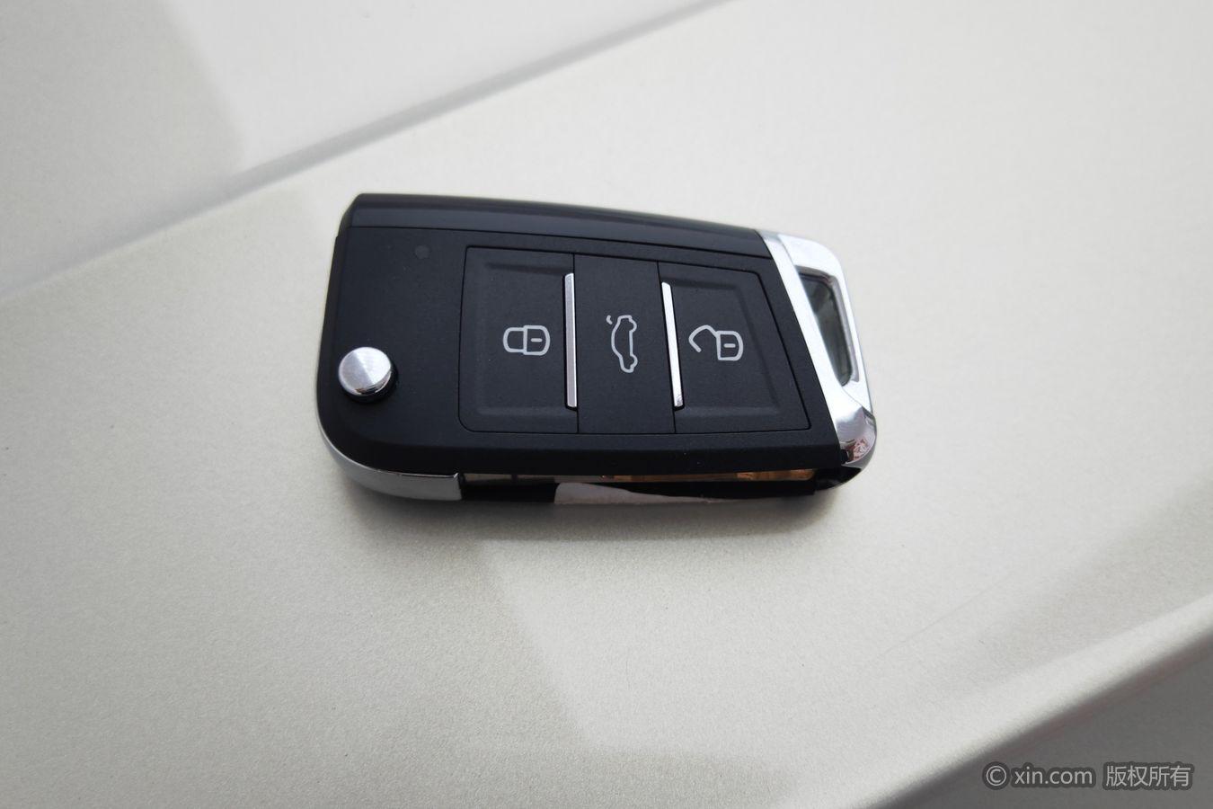 Volkswagen Tiguan L L 2018 380TSI AT Luxury