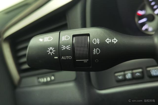 Lexus RX 2020 300 2 WD — фото 16