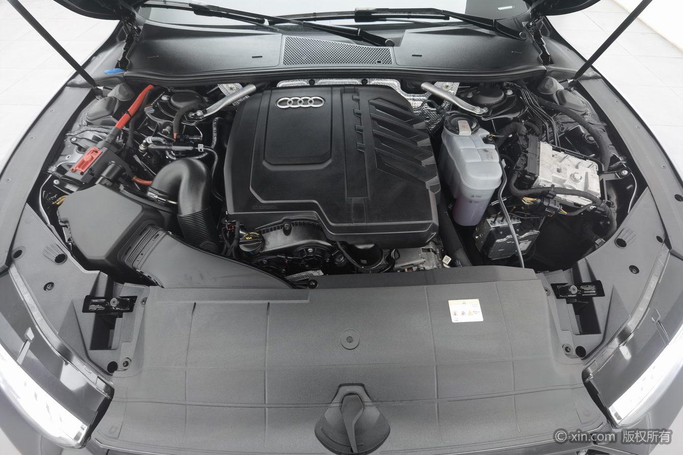Audi A7L 2024 45 TFSI quattro