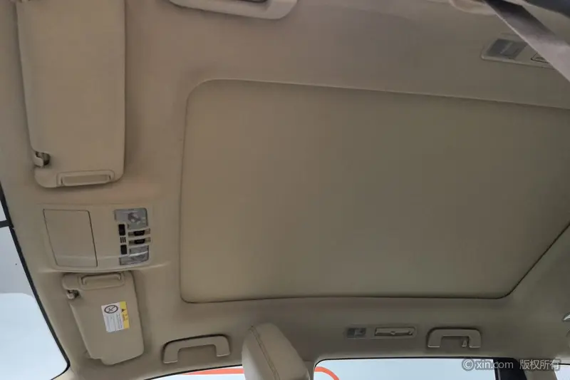 Toyota Highlander — фото 15
