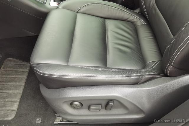 Volkswagen Tiguan 2016 280 TSI AT 2 WD — фото 18
