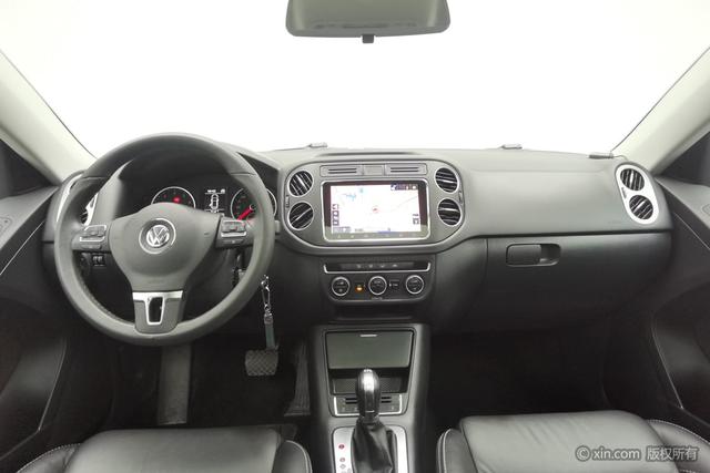 Volkswagen Tiguan 2016 280 TSI AT 2 WD — фото 13