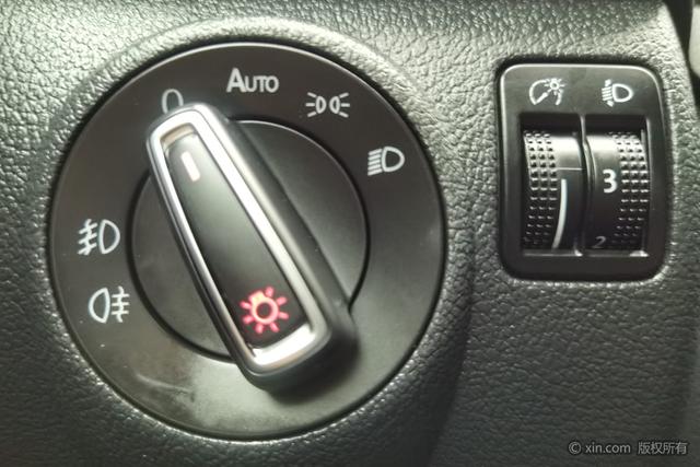 Volkswagen Tiguan 2016 280 TSI AT 2 WD — фото 16