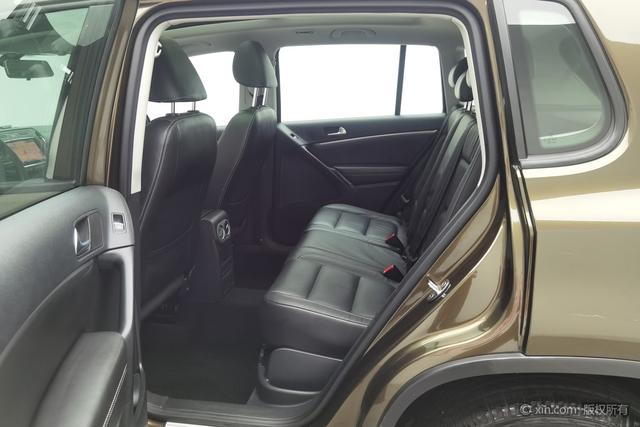 Volkswagen Tiguan 2016 280 TSI AT 2 WD — фото 19