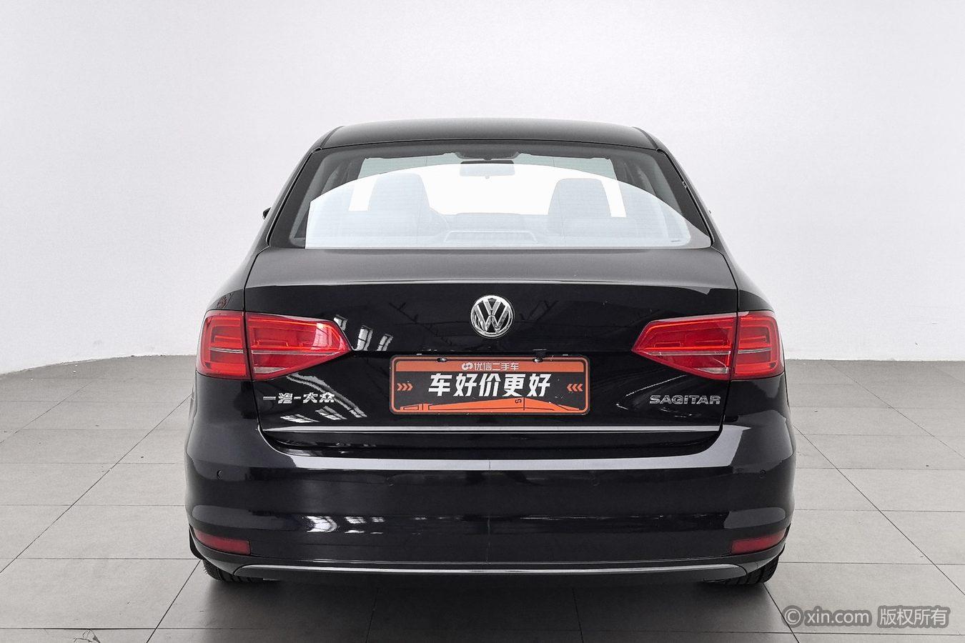 Volkswagen Sagitar 2017 1.6L MT Comfort