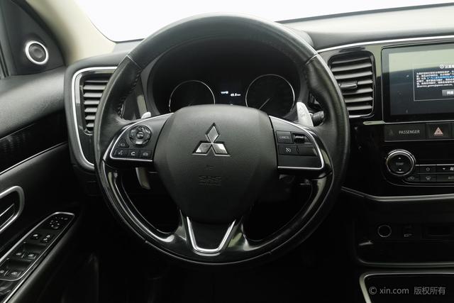 Mitsubishi Outlander 2021 2.4 L 4 WD 5 — фото 14
