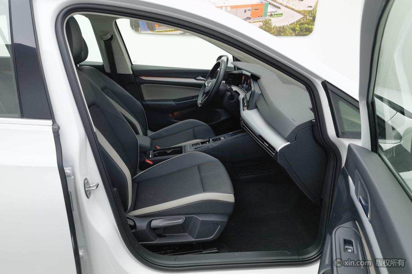 Volkswagen Golf id 4515114 из Китая 16