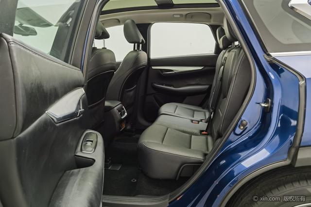 Infiniti QX50 2022 2.0 T 2 WD — фото 19