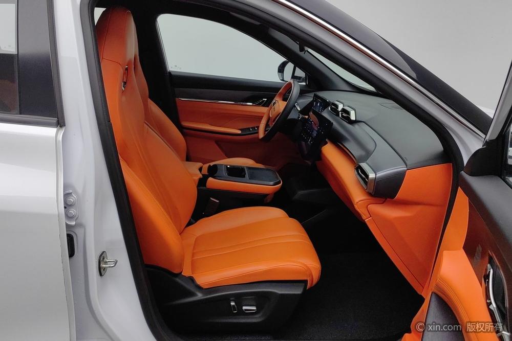 Dongfeng Aeolus L7 PHEV, фото 24