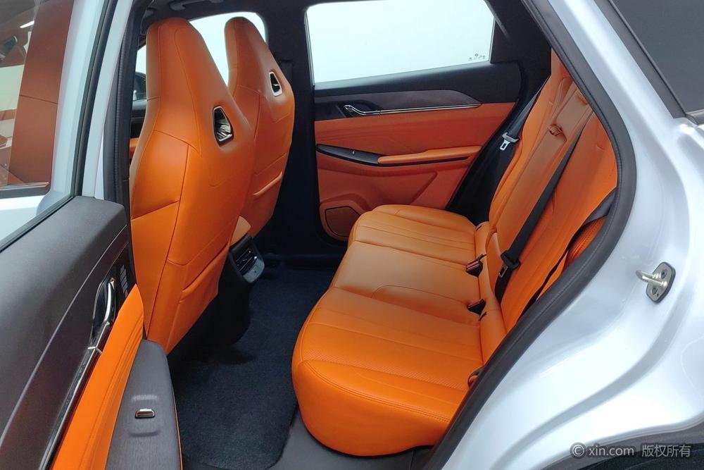 Dongfeng Aeolus L7 PHEV, фото 20