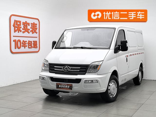 Maxus V80 2023 2.0 T MT 3