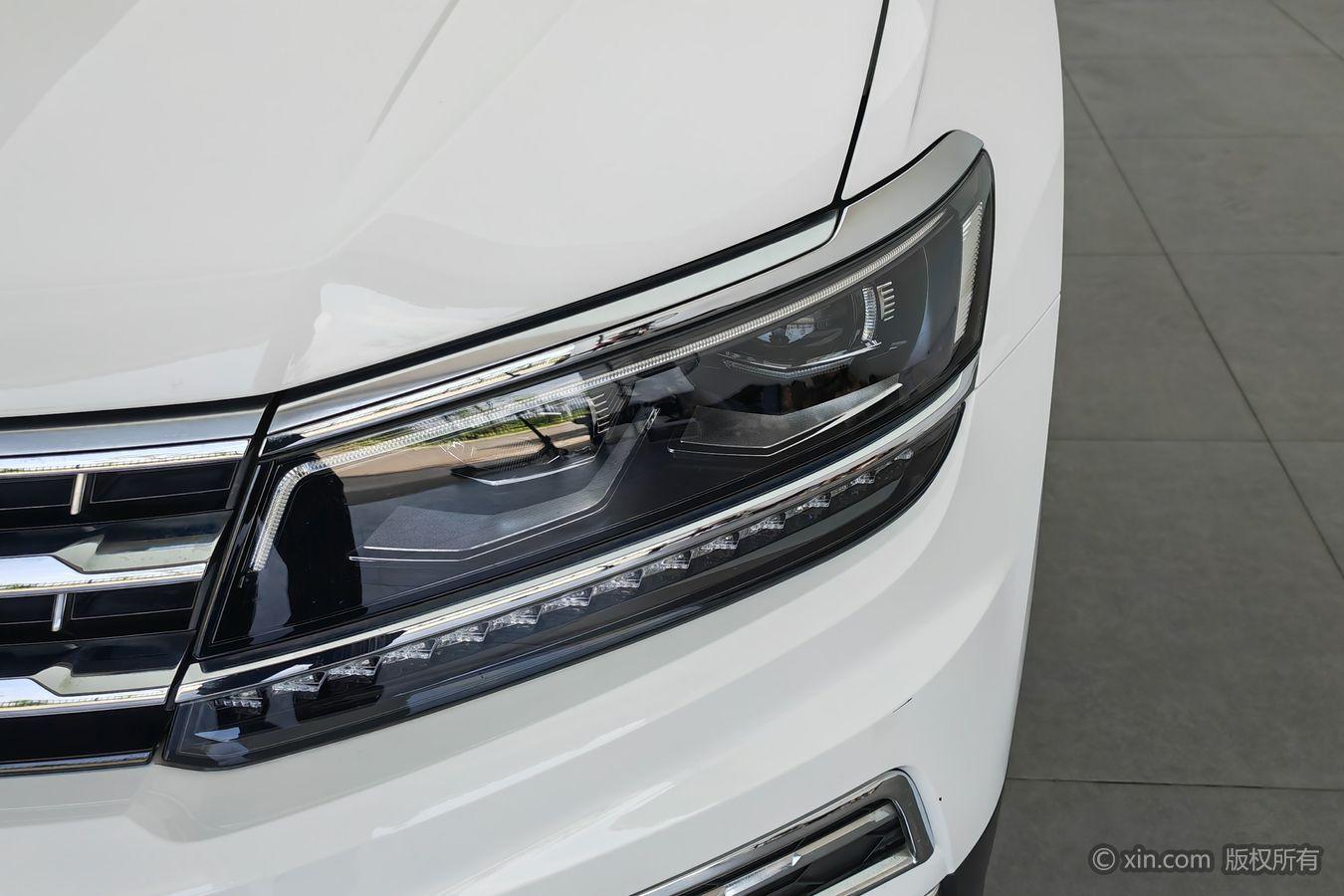 Volkswagen Tiguan L L 2017 380TSI AT Luxury