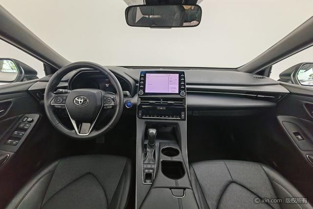 Toyota Avalon 2019 2.5 L VI — фото 12