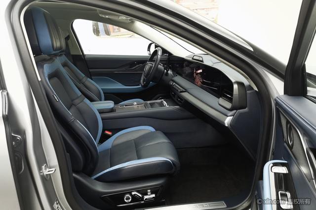 Lincoln Z 2024 2.0 T 2 WD Hybrid — фото 19