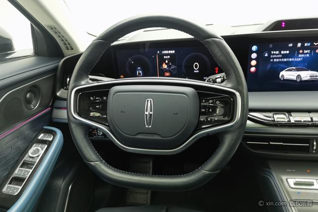 Lincoln Z 2024 2.0 T 2 WD Hybrid — фото 16