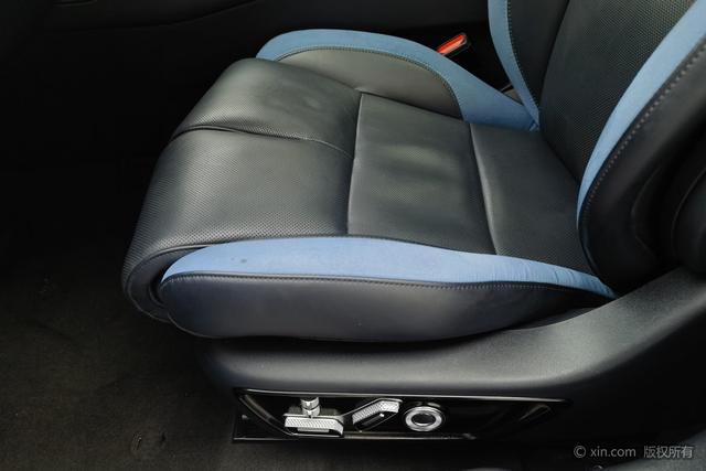 Lincoln Z 2024 2.0 T 2 WD Hybrid — фото 18