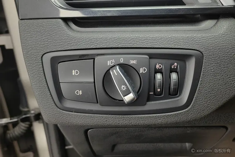 BMW X1 — фото 11