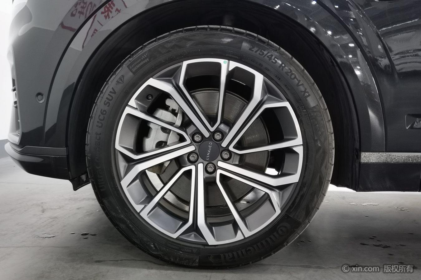 Lynk & Co 09 EM-P 2021 2.0TD местUltra