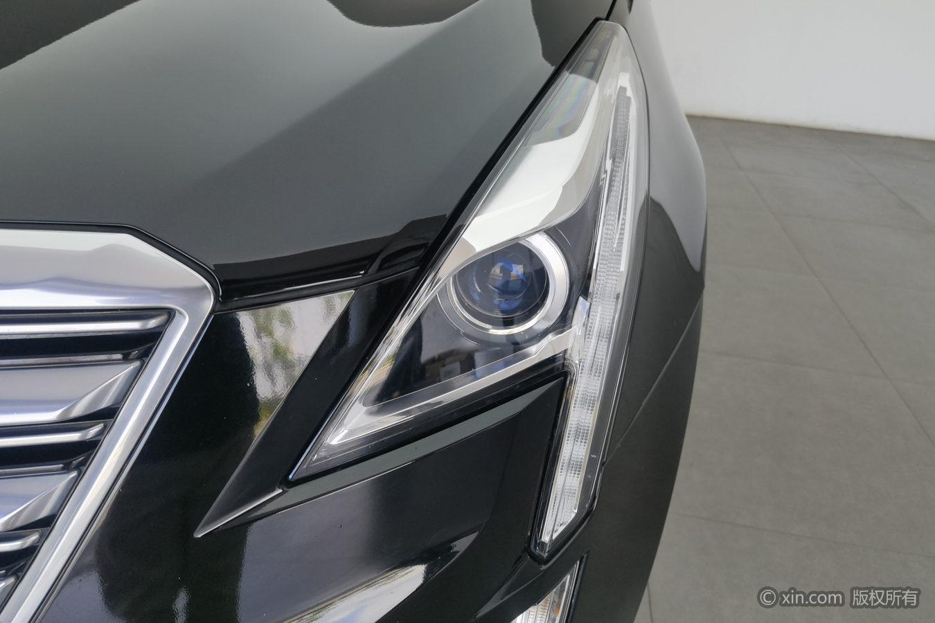 Cadillac XT5 2018 28E