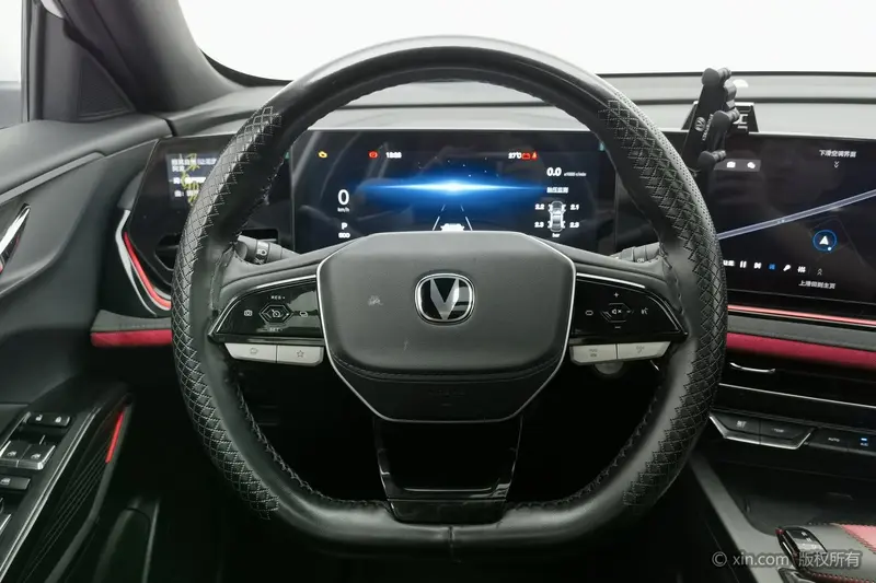 Changan X 5 PLUS 1.5 T DCT — фото 9