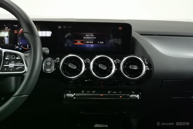 Mercedes-Benz B-Class 2022 B 200 — фото 12