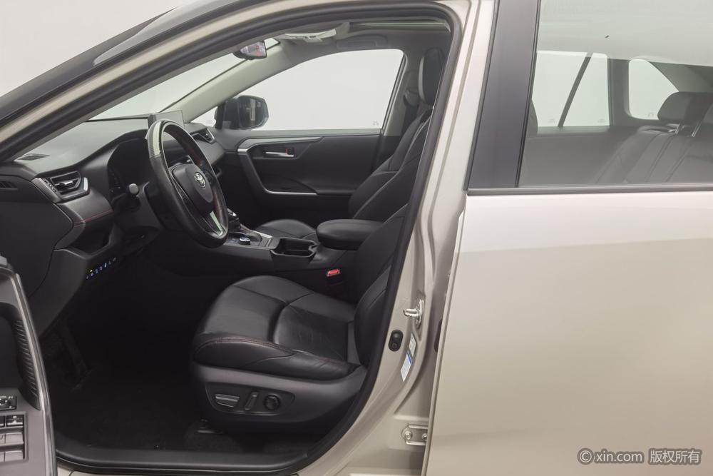 Toyota Wildlander PHEV, фото 17