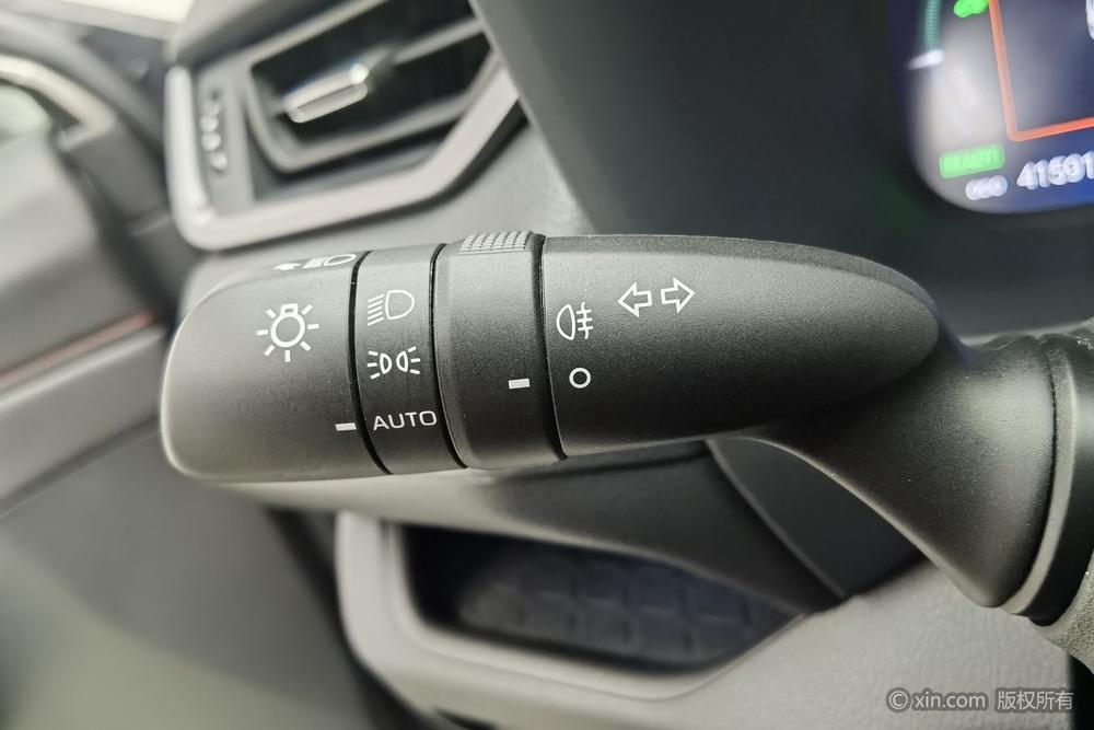Toyota Wildlander PHEV, фото 16