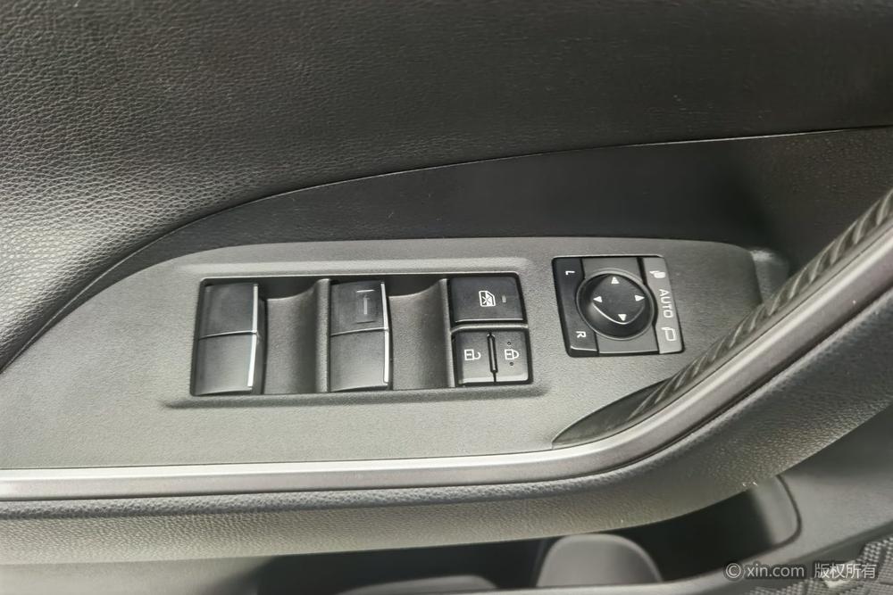 Toyota Wildlander PHEV, фото 23