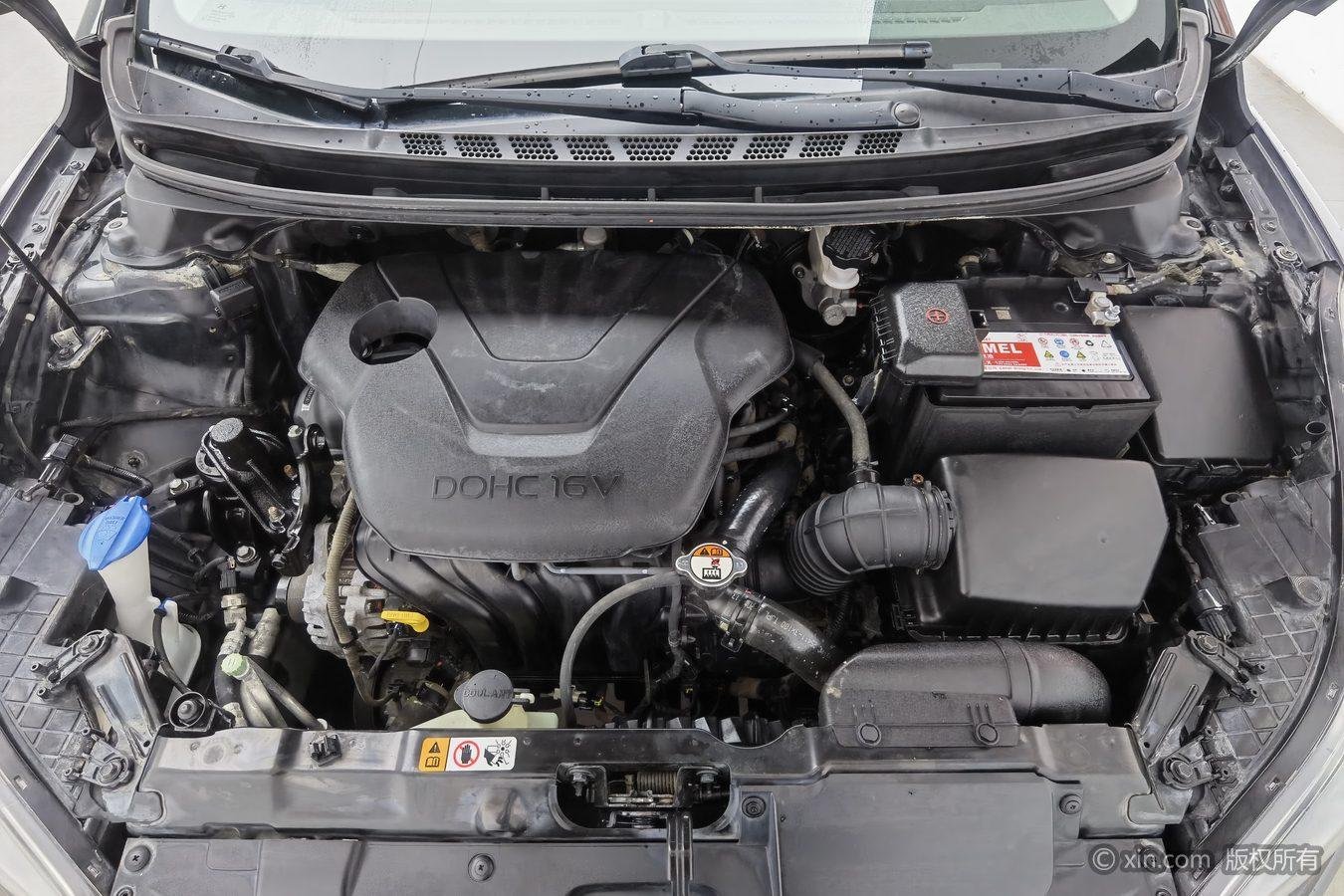 Hyundai Elantra 2012 1.6L AT Fashion