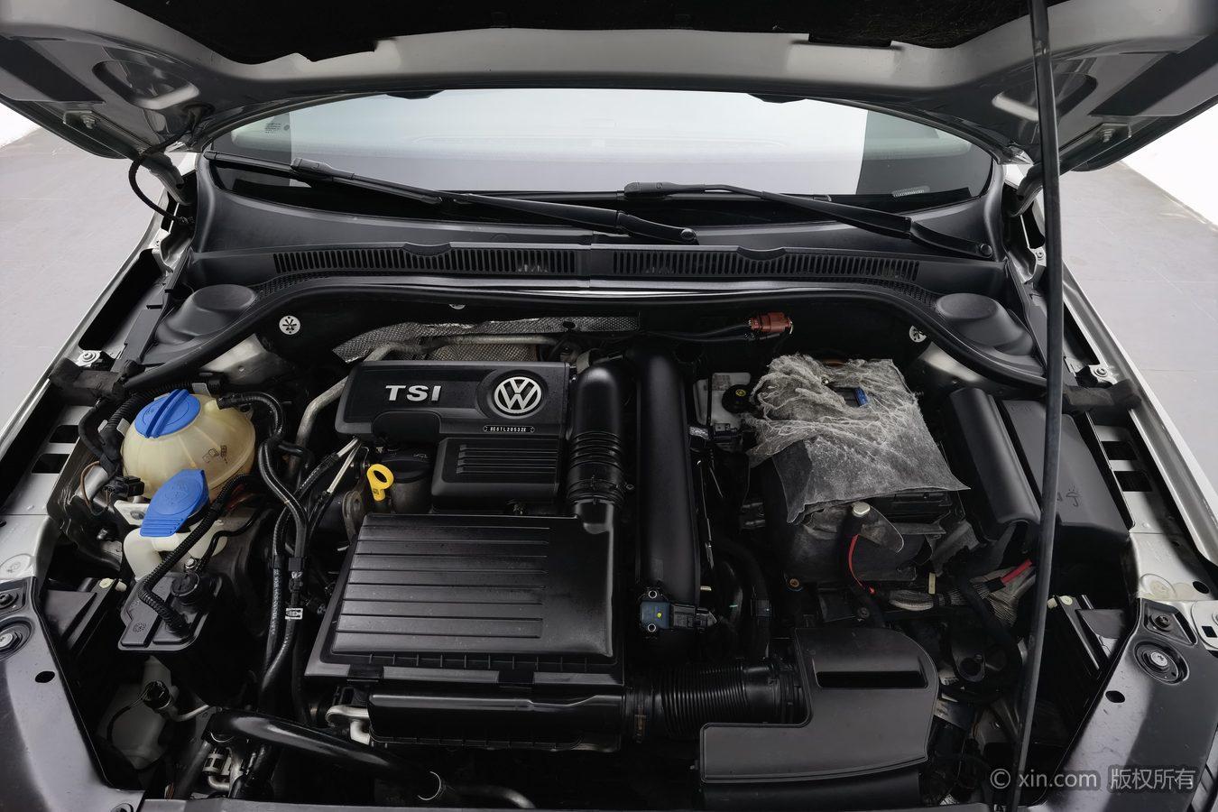 Volkswagen Sagitar 2017 230TSI AT Luxury