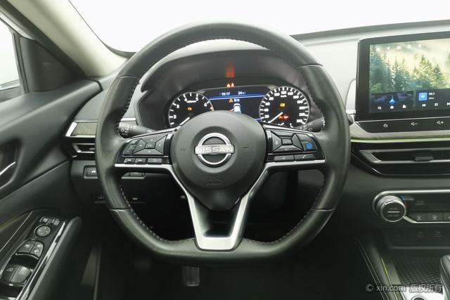 Nissan Teana id 4329042 из Китая 8