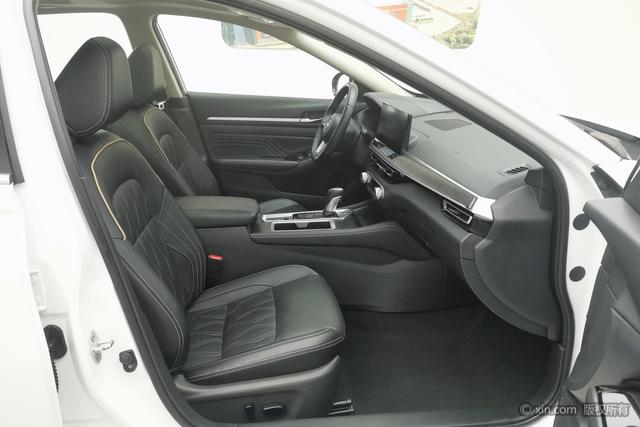 Nissan Teana id 4329042 из Китая 10