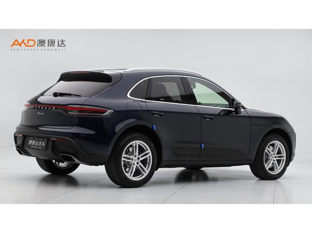 Porsche Macan 2023 Macan 2.0 T — фото 4