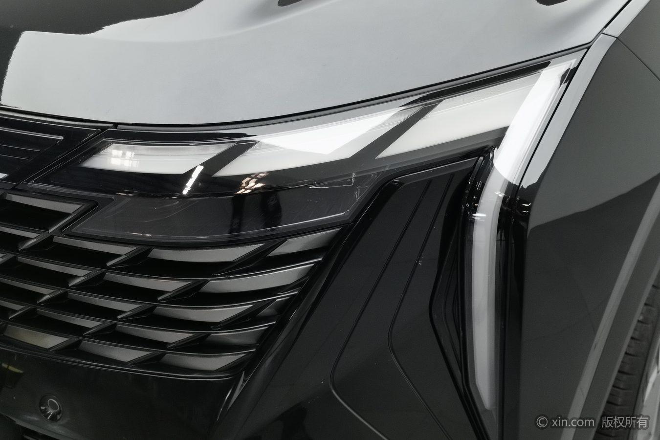 Geely Boyue L L 2023 1.5TD DCT Luxury