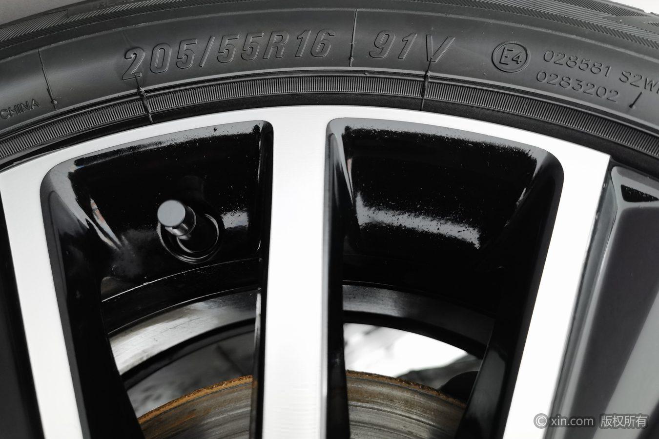 Roewe i5 2021 1.5L MT