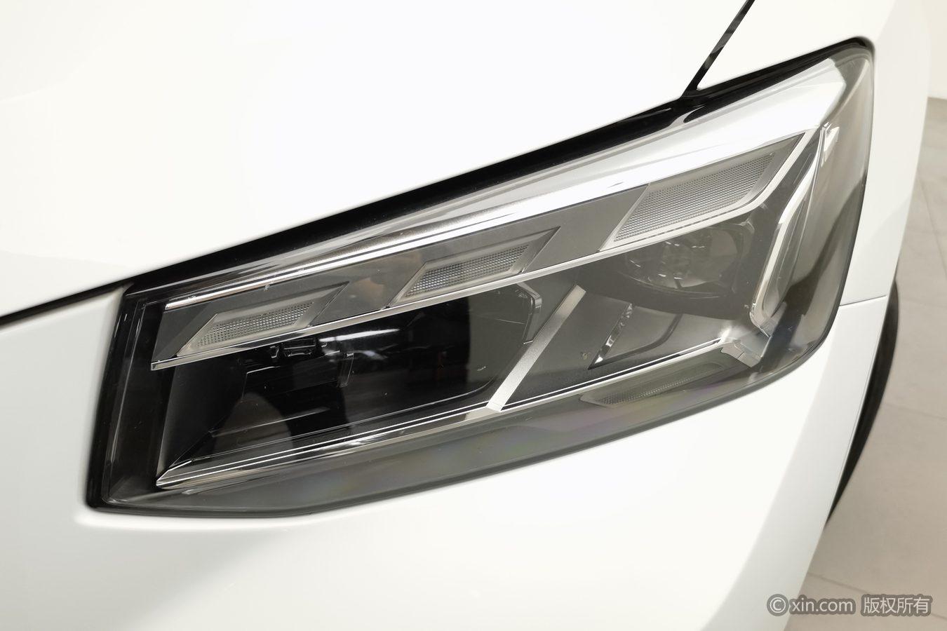 Audi Q2L 2022 35 TFSI Fashion