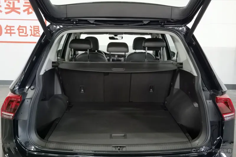 Volkswagen Tiguan L — фото 18