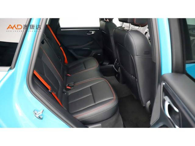 Porsche Macan 2022 Macan 2.0 T — фото 8