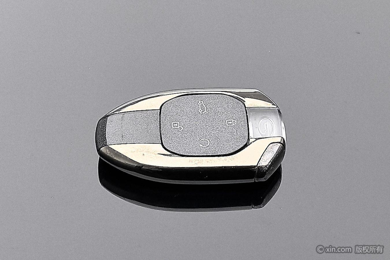 GAC GS8 2025 2.0TGDI 5 мест Luxury