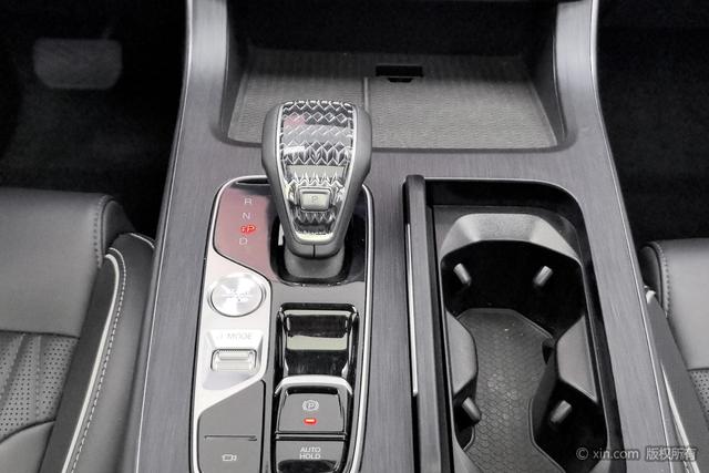 Trumpchi GS8 2025 2.0 TGDI 2 WD 5 — фото 15
