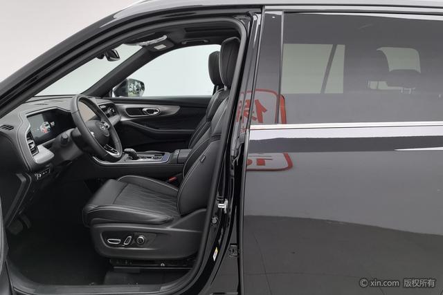Trumpchi GS8 2025 2.0 TGDI 2 WD 5 — фото 17