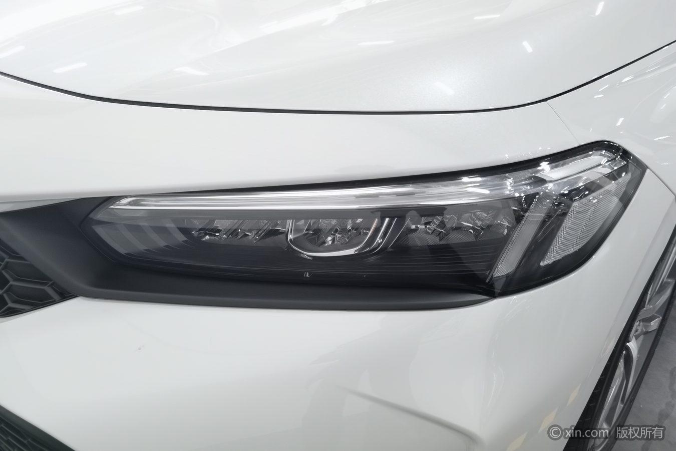Honda Civic 2025 240TURBO CVT Plus