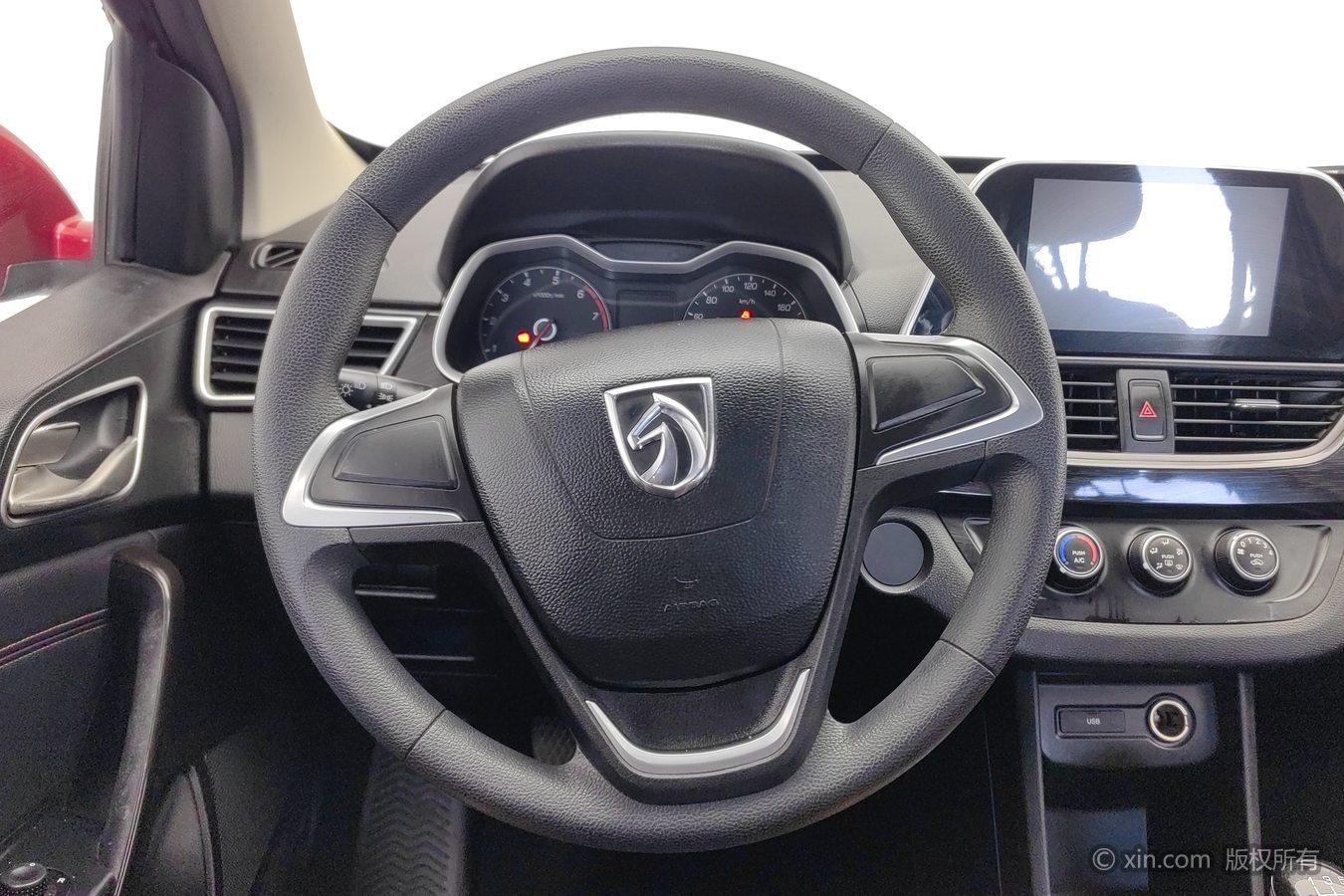 Baojun 310 2016 1.2L МКПП Style