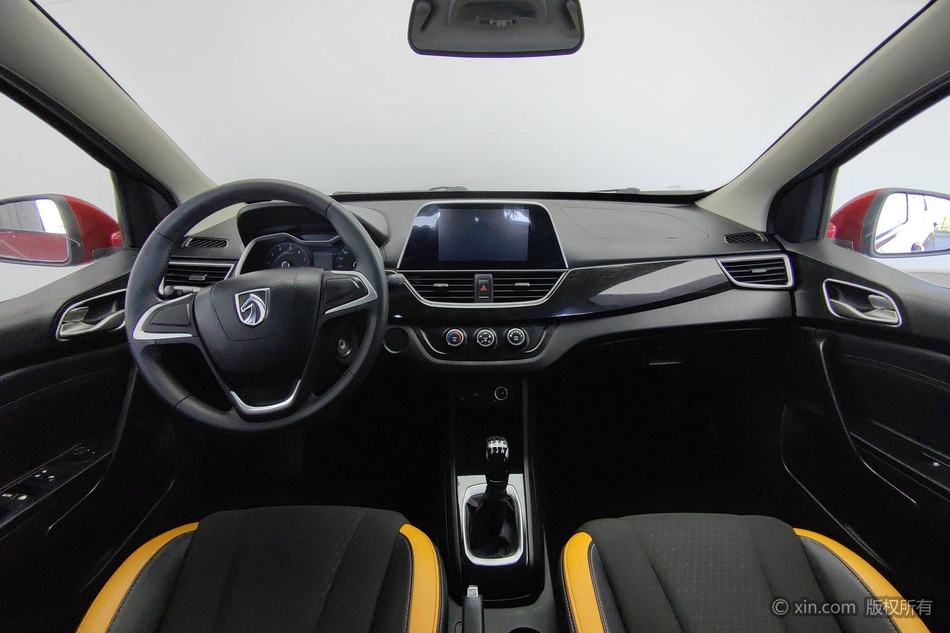 Baojun 310 2016 1.2L МКПП Style