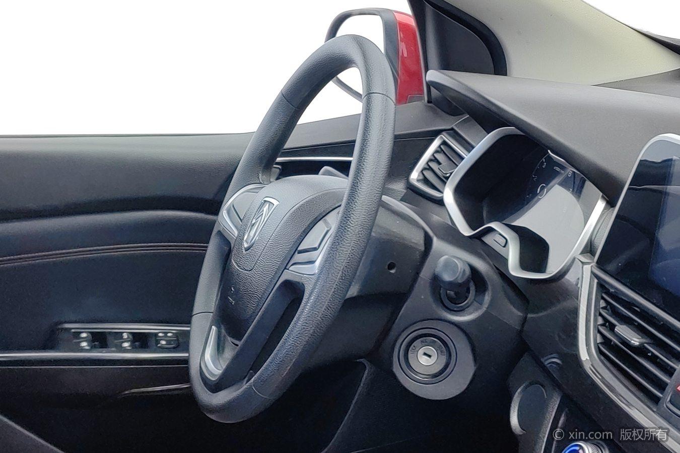 Baojun 310 2016 1.2L МКПП Style