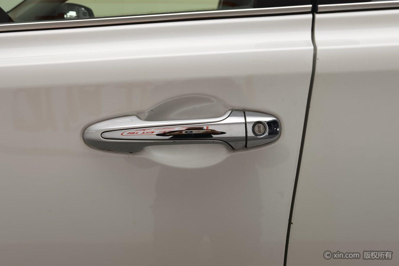 Toyota RAV4 2015 2.5L AT Elite