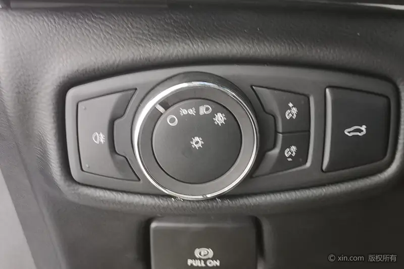 Lincoln MKZ 2.0 T Premium Plus VI — фото 10